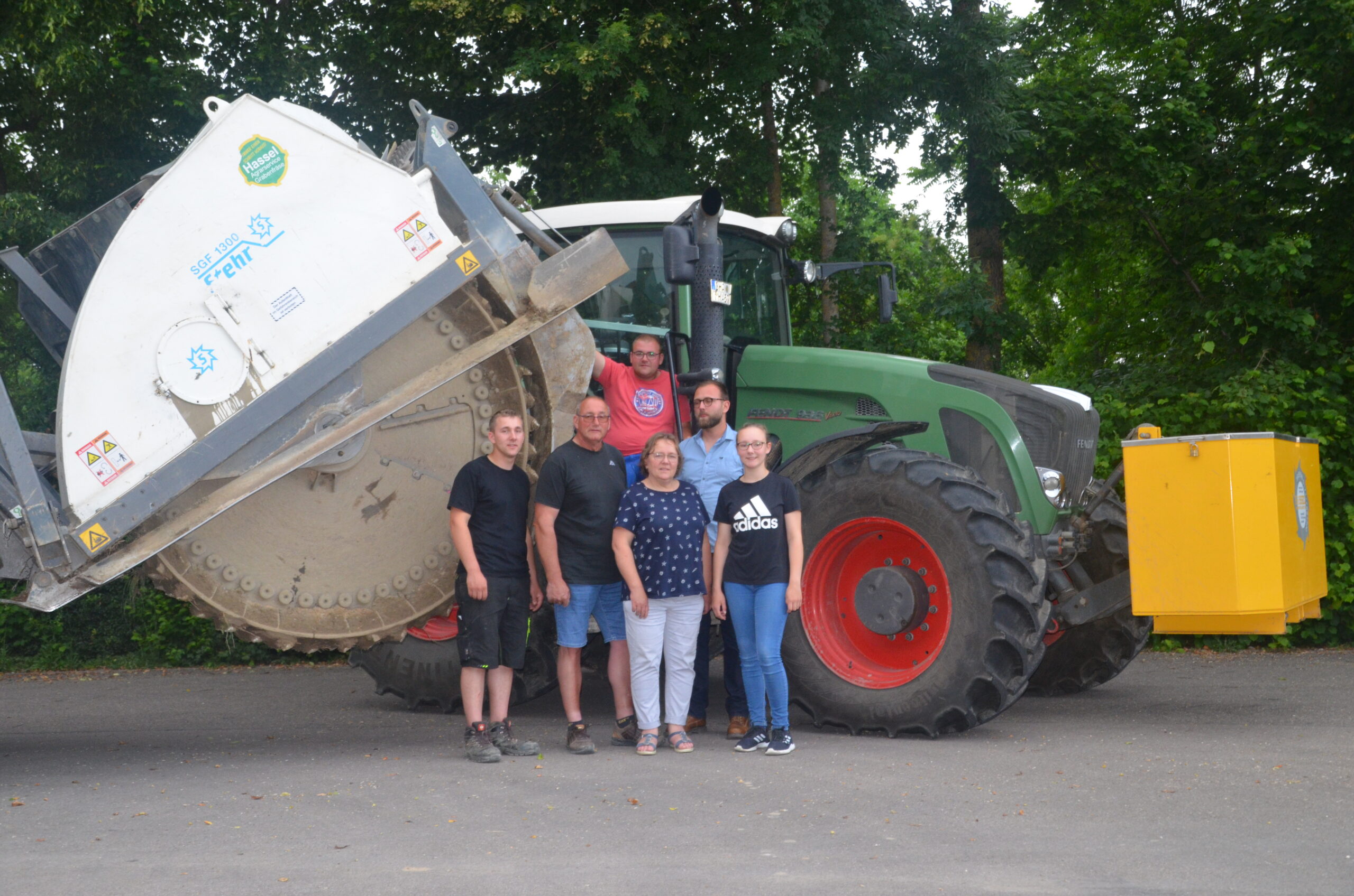 Team & Maschinen der Kurt Binder Bau GmbH